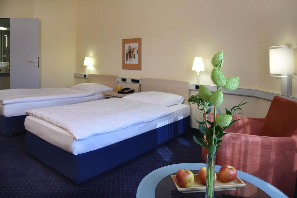 Intercityhotel Stuttgart Extérieur photo
