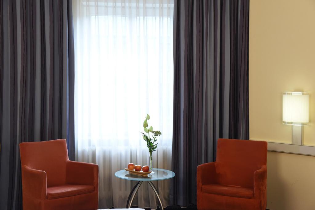 Intercityhotel Stuttgart Extérieur photo