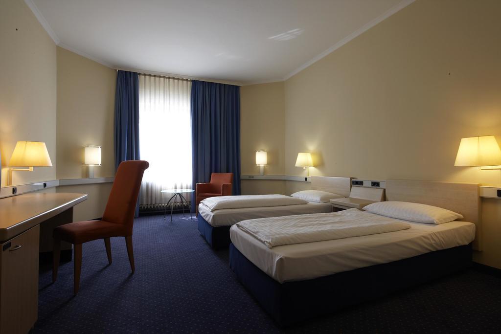 Intercityhotel Stuttgart Chambre photo
