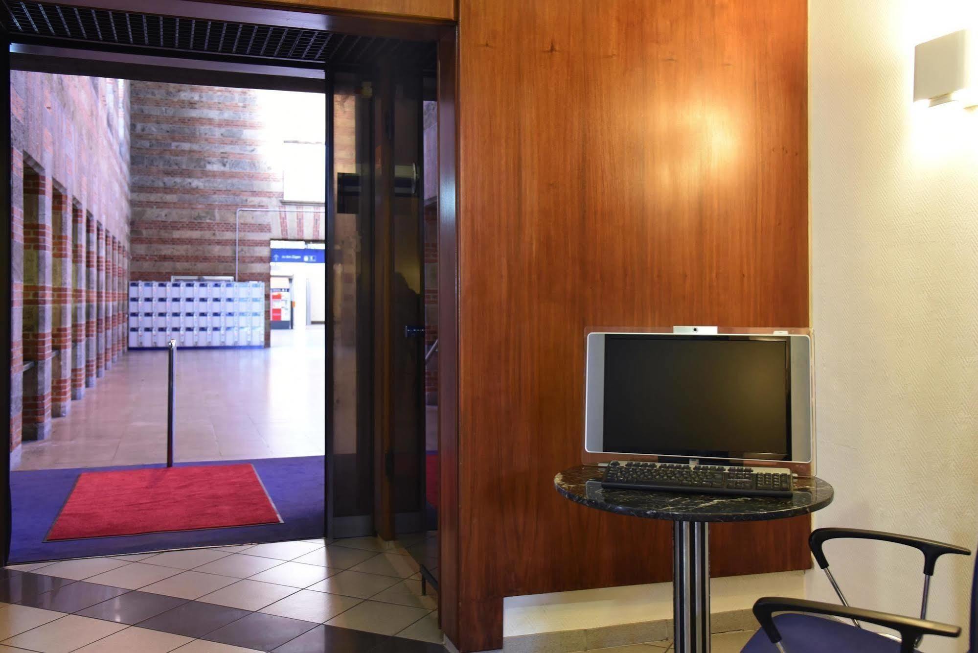 Intercityhotel Stuttgart Extérieur photo